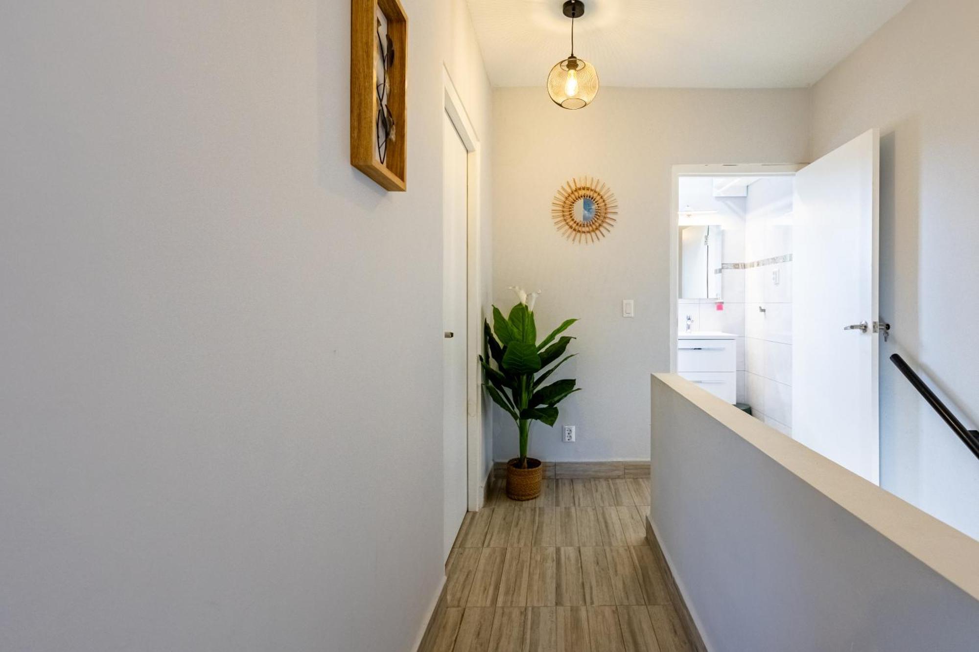 Av Curacao - Centrally Located Spacious Apartment Willemstad Exterior foto