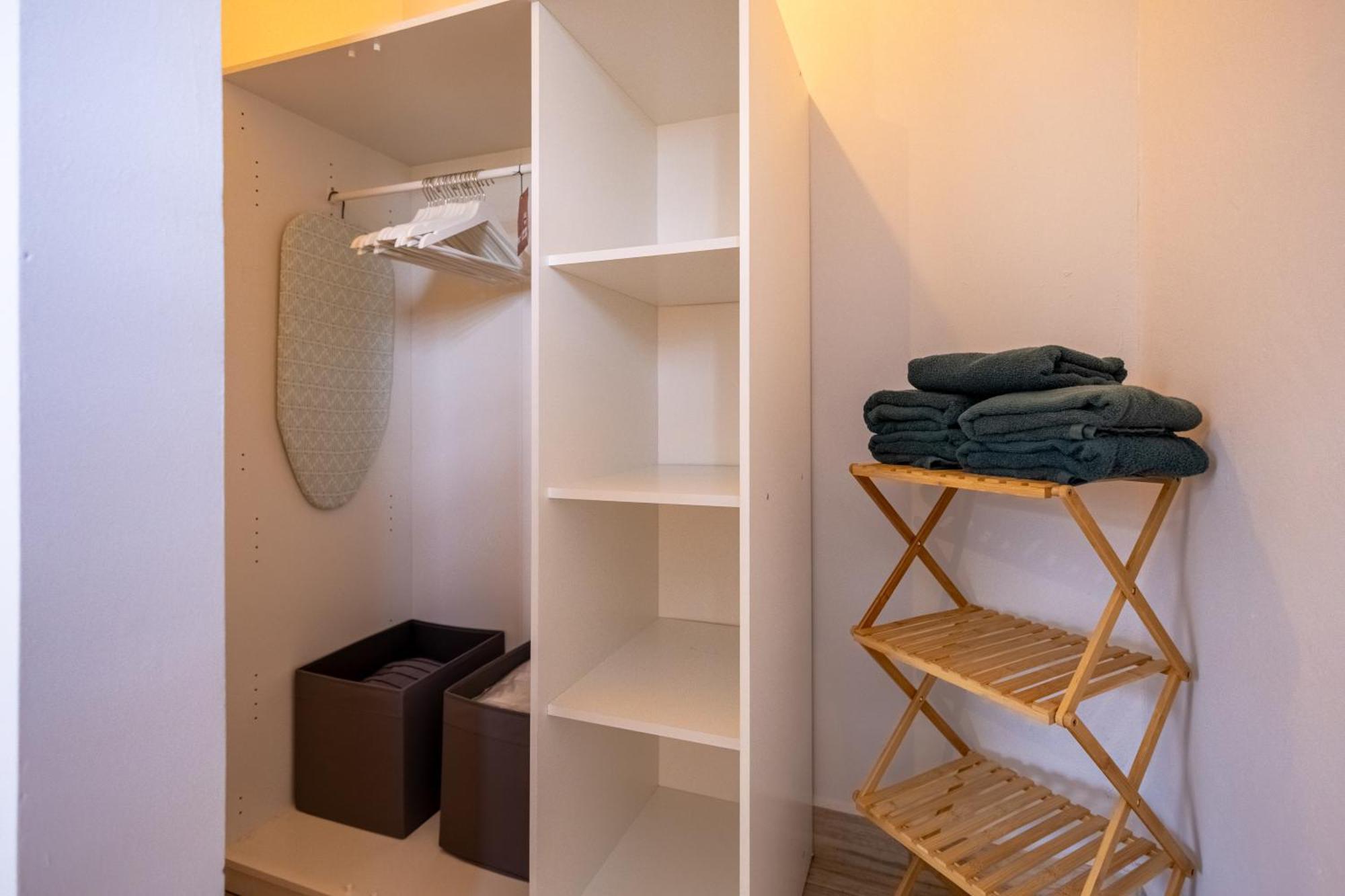 Av Curacao - Centrally Located Spacious Apartment Willemstad Exterior foto