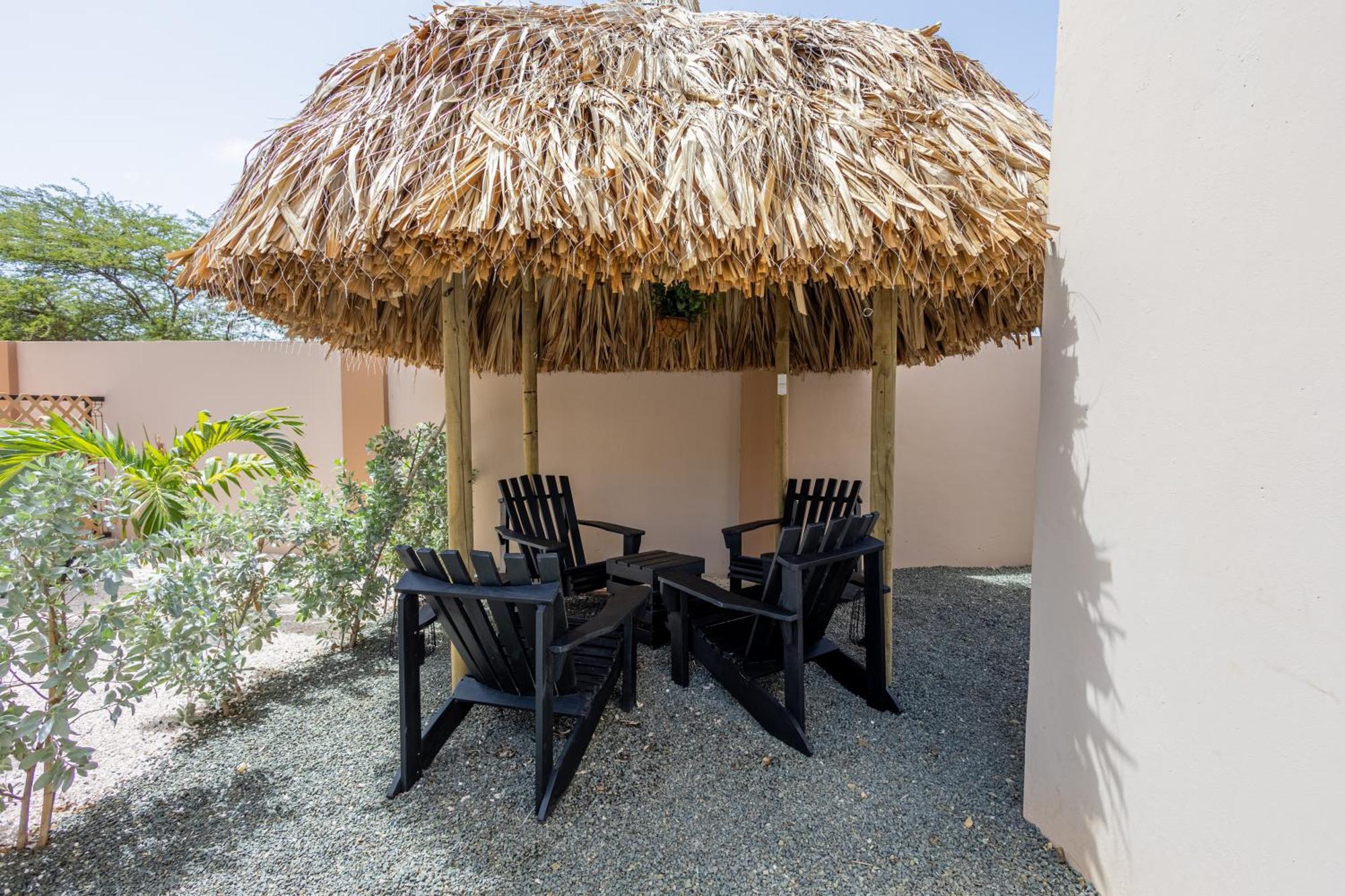 Av Curacao - Centrally Located Spacious Apartment Willemstad Exterior foto