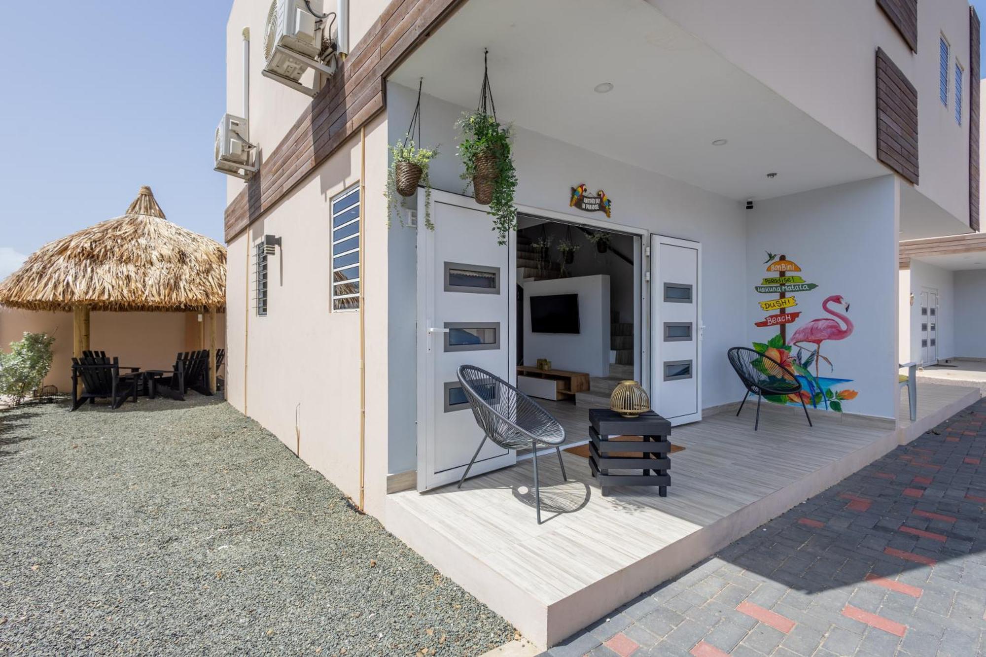 Av Curacao - Centrally Located Spacious Apartment Willemstad Exterior foto